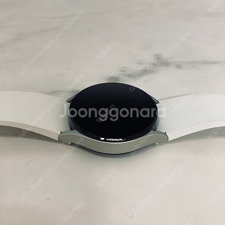 갤럭시 워치4 40mm 케이블포함 S급 6만5천원 판매...--2