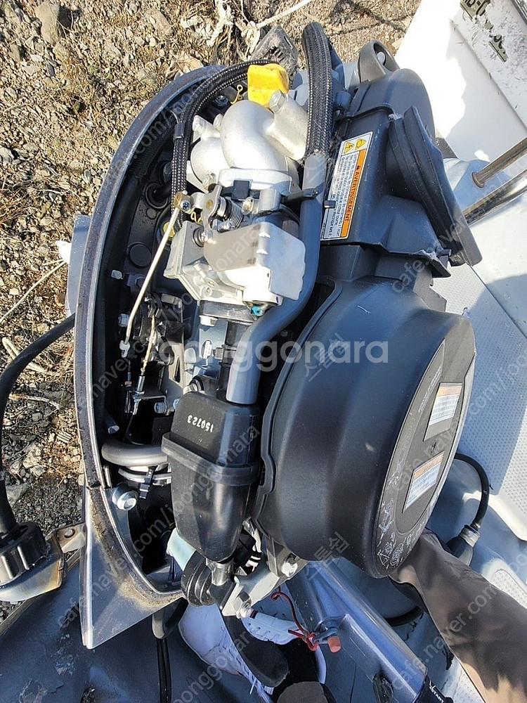 레져선 야마하 4싸이클 20마력 선외기 판매합니다.--4