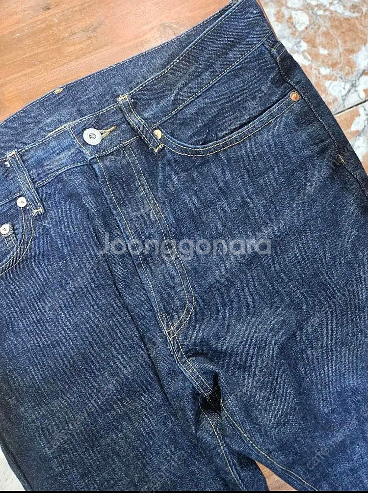 아웃스탠딩 셀비지 슬림 크롭 데님 품절상품 M사이즈--2