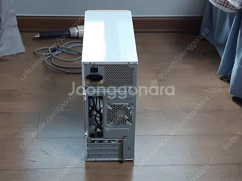 미들타워컴퓨터케이스판매.부품내장--4