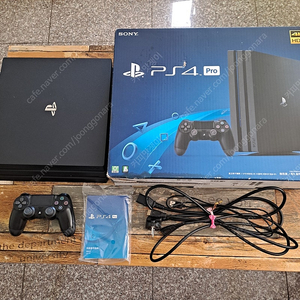 경산 플스4 프로 팝니다. ps4 pro