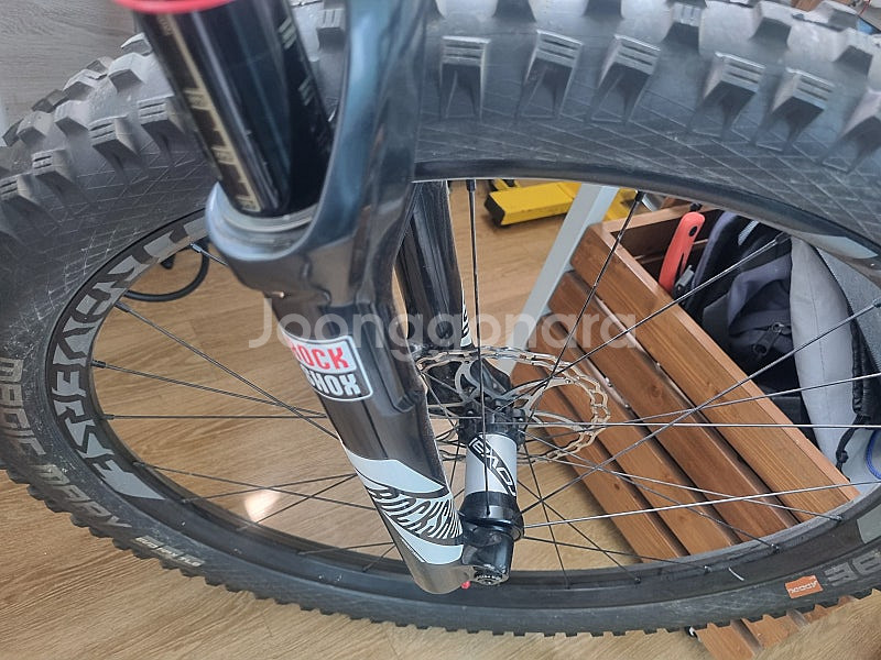스페셜라이즈드 풀샥mtb--3