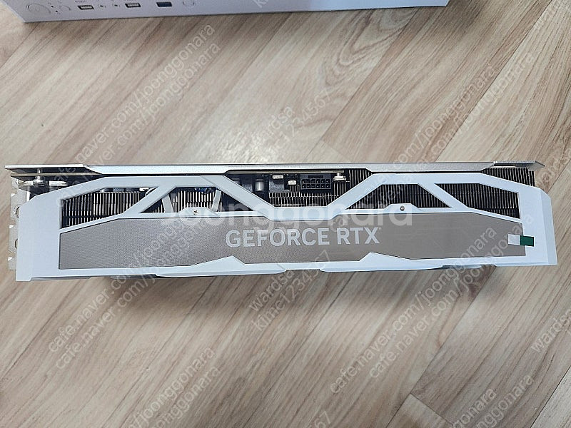 GALAX 4080 SUPER SG 화이트--1
