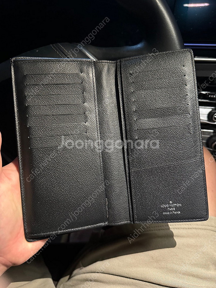 루이비통 장지갑--1