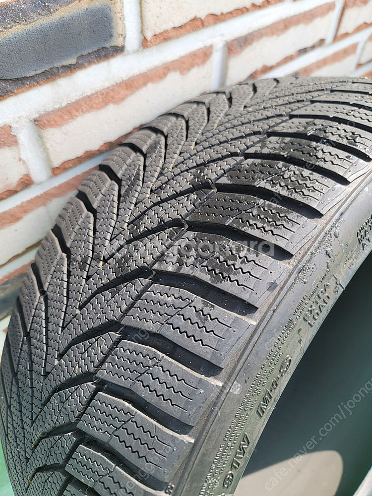 윈터타이어 팝니다 235/35R19 스노우타이어 판매합...--1
