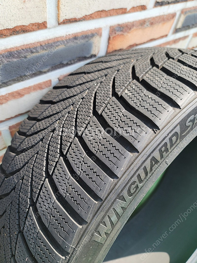 윈터타이어 팝니다 235/35R19 스노우타이어 판매합...--2