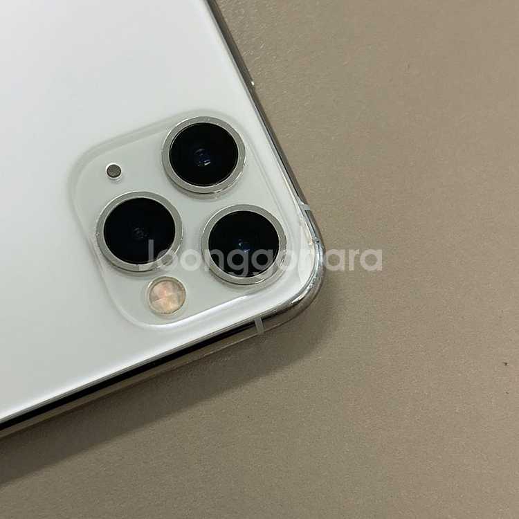 아이폰11프로 화이트색상 256용량 무잔상 상태좋은단말...--8