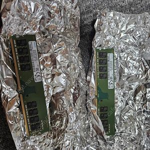 삼성 ddr4 8g렘 2개 팝니당