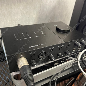 komplete audio 6