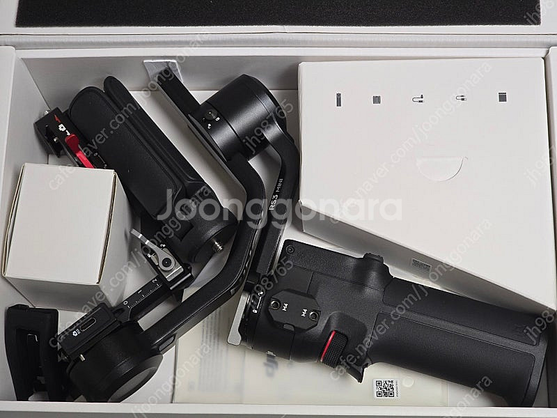 DJI RS 3 Mini--0