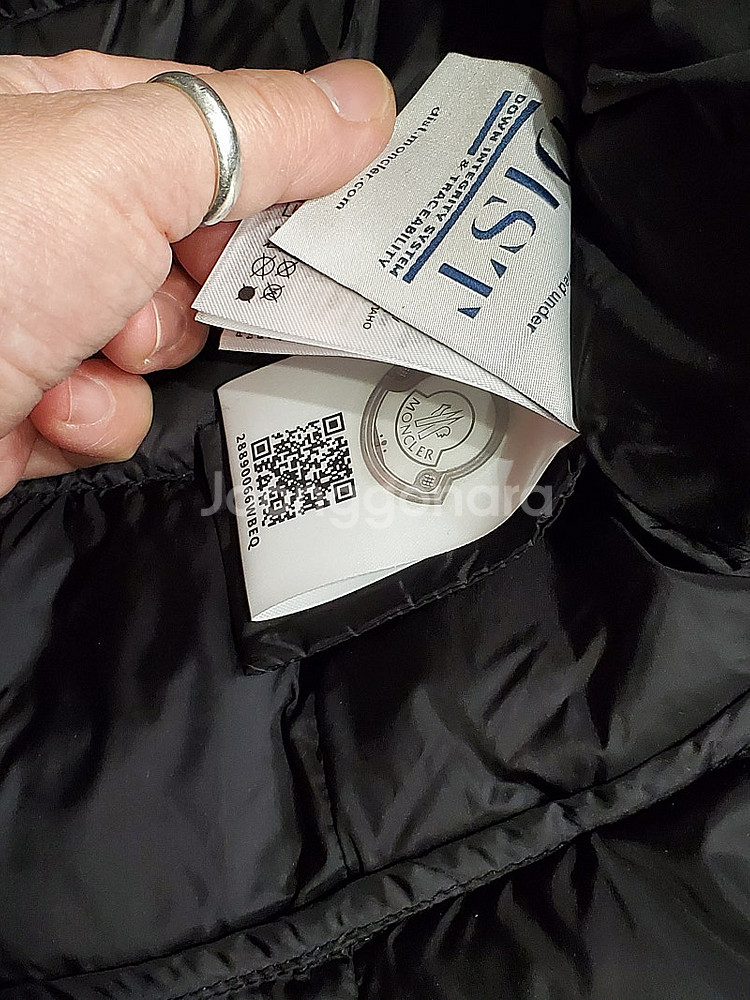 새제품 몽클 경량 패딩--4