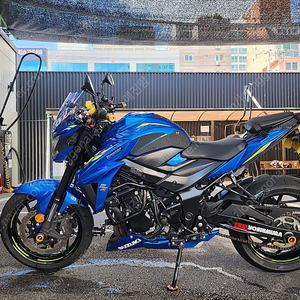 19년식 gsx-s750 판매합니다