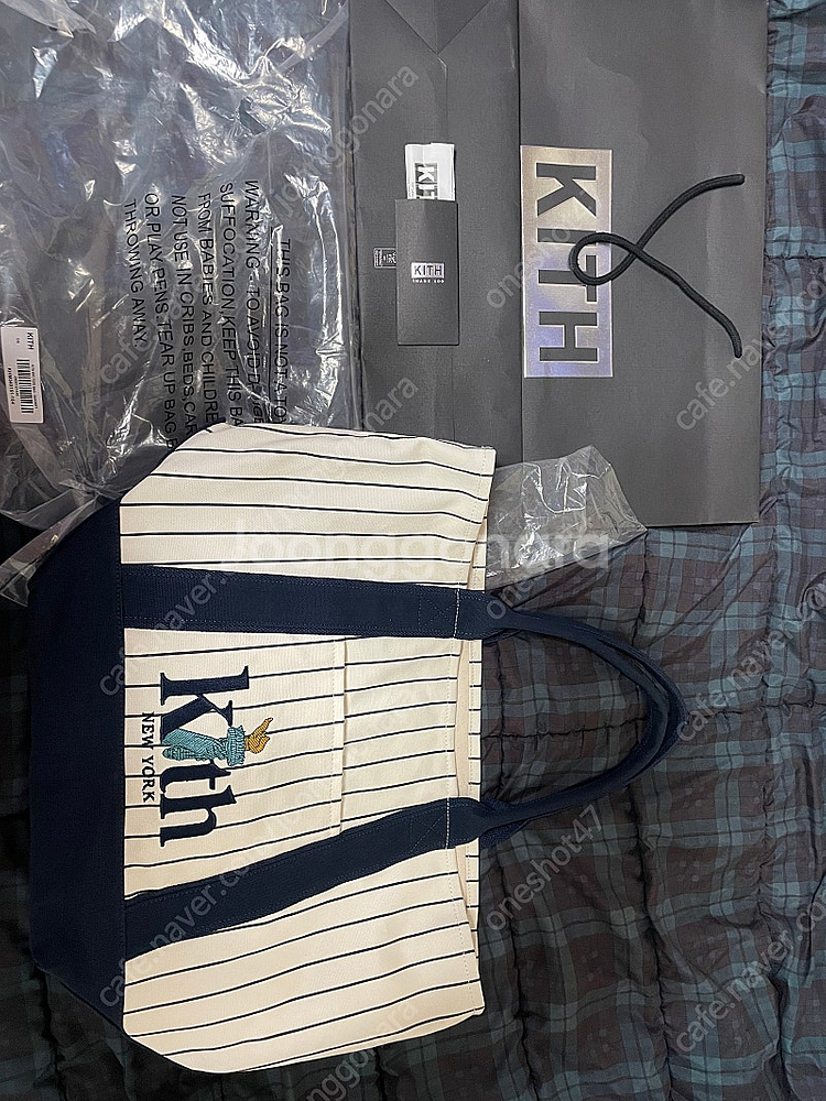 (새상품) kith 뉴욕 익스클루시브 토트백--0