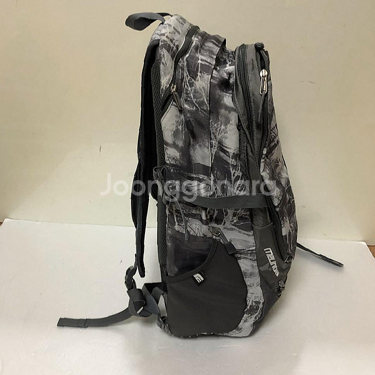 판매 노스페이스 등산배낭 30L 깨끗--1