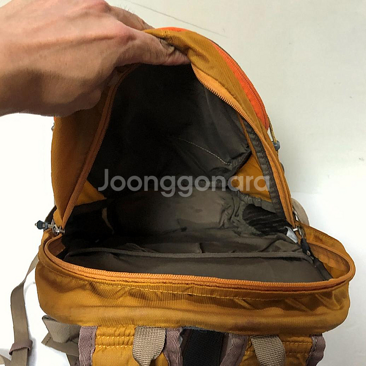 깨끗 몽벨 등산배낭 23L--5