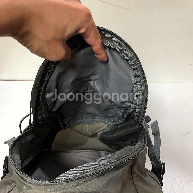 빅텐 등산배낭 22L 깨끗--5