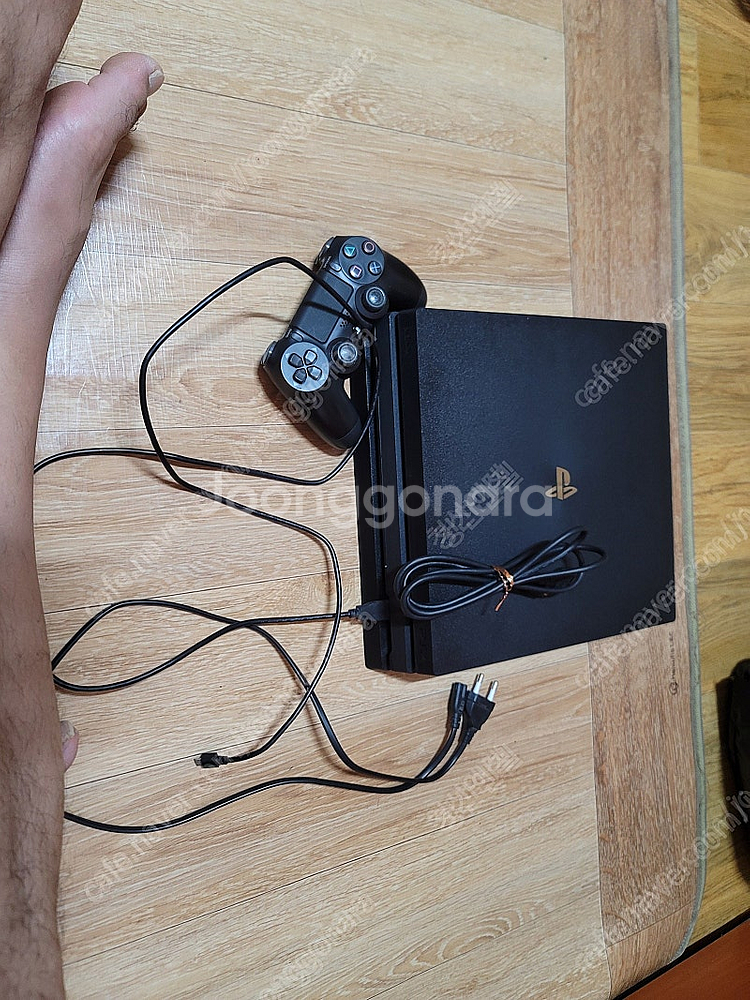 플스4 프로 PS4 PRO 2TB 7218C 팝니다. ...--2