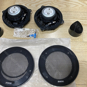 BMW 순정스피커, FOCAL 커버, G30 스피커커버