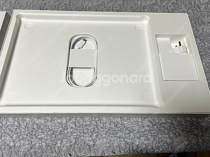 갤럭시북4울트라 NT960XGL-XC72G 팔아요--1