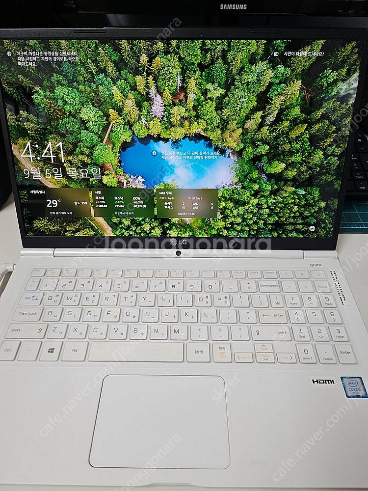 lg 그램 15zd960-gx50k 팝니다.--3