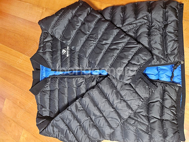 키즈 블랙야크 패딩--3