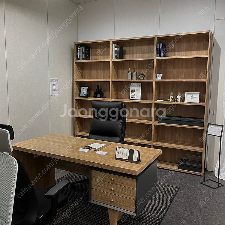 리바트 가구 뉴 레코드 편수책상,6단책장 매장 진열 상...--0