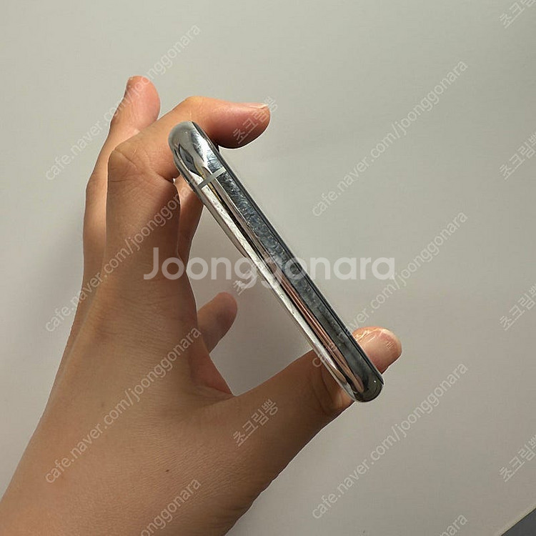 아이폰 11pro 64기가 화이트(중고/배터리성능 72...--4