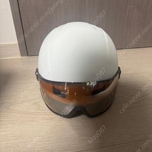 우벡스 UVEX hlmt 400 visor style 헬멧 L사이즈 팝니다