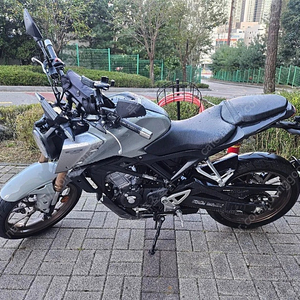 혼다 CB125R 2022년식