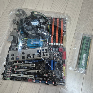 i7-920, ASUS PT6 SE, DDR3 10G (2Gx5) (메인보드 반본체)