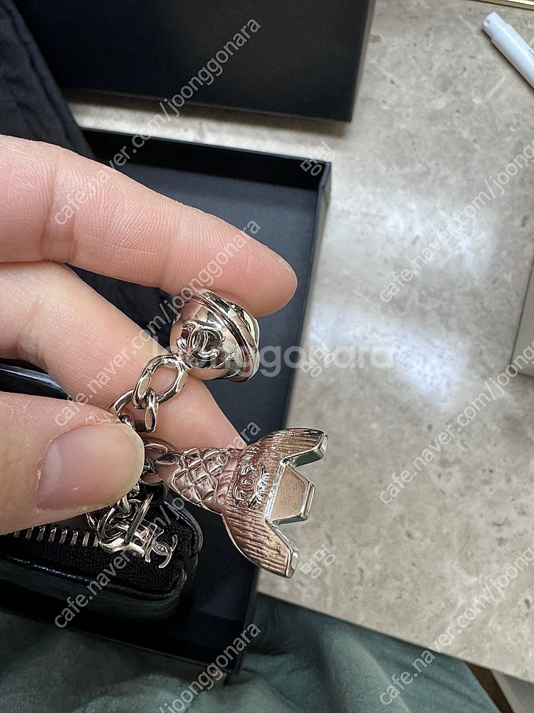 (정품)샤넬 우주참 클러치 블랙--3