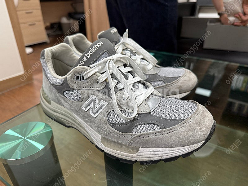 뉴발란스 992 grey 260사이즈 팝니다.--0