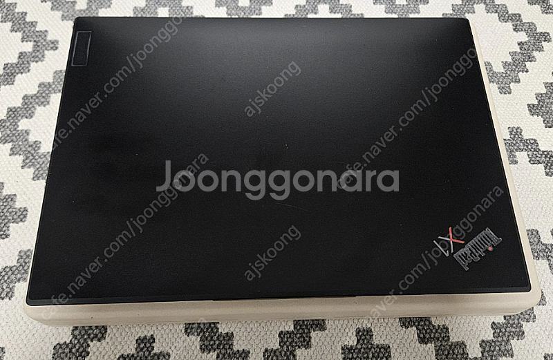 (가격내림) 씽크패드 X1 카본 Gen10 i5 1TB--0
