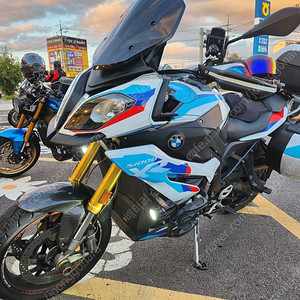 BMW s1000xr. 2017년식 풀데칼 아크라포빅