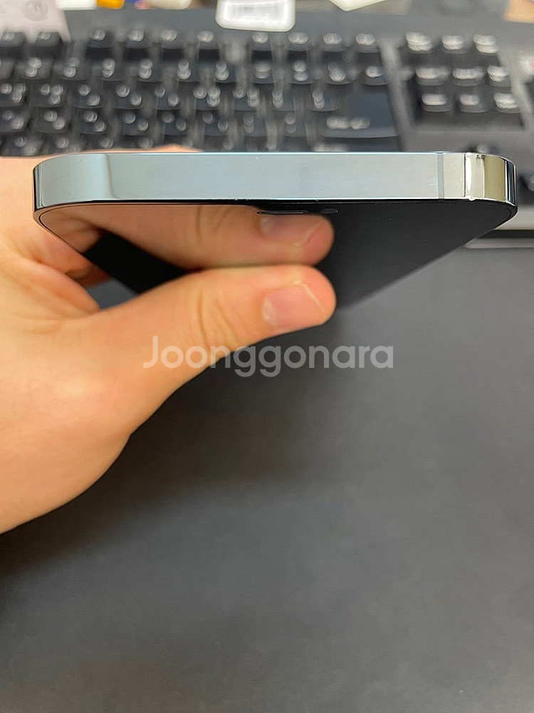아이폰12프로맥스 블루 128GB 상태좋은 중고55만팝...--3