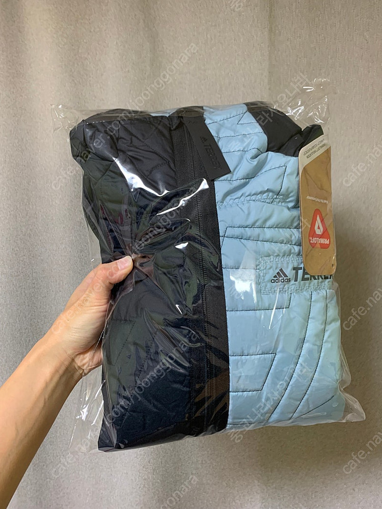 아디다스 테렉스 마이쉘터 프리마로프트 패딩 자켓 이미지