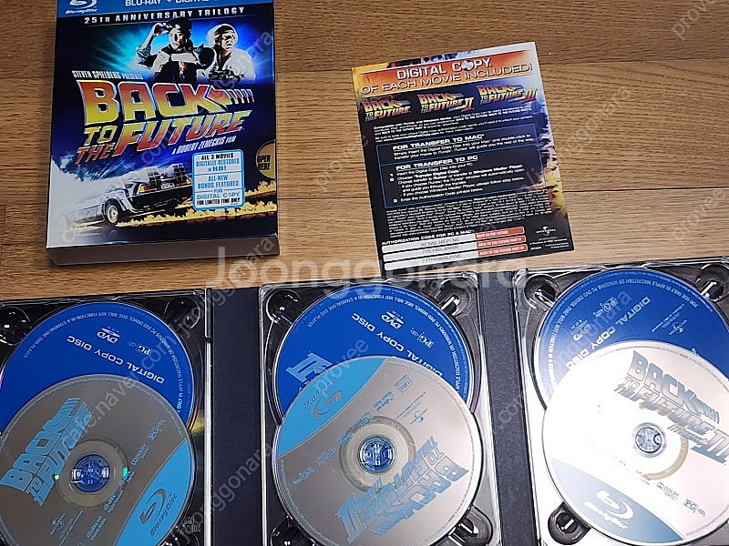 투더퓨쳐 블루레이 DVD 25주년 트릴로지 세트--1