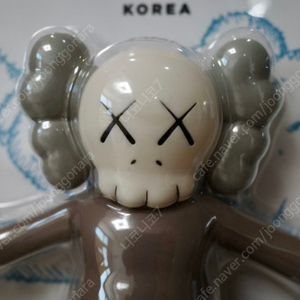 카우스 홀리데이 kaws holiday +사은품