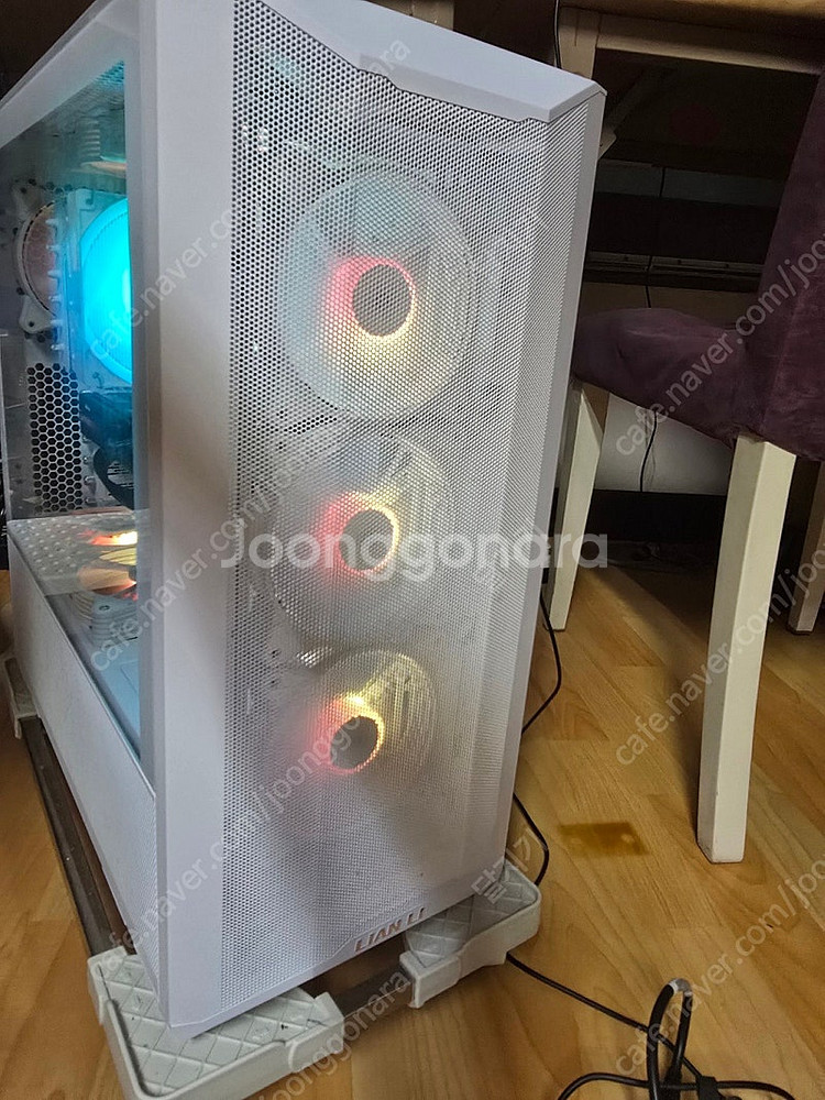 7800x3d 본체 팝니다.--1