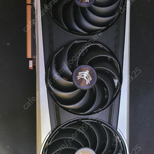 rx6700xt 사파이어 니트로+ 12g 3팬 제품 싸게 팝니다