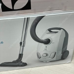 일렉트로룩스 Electrolux eeg41 유선청소기 단순개봉 새상품