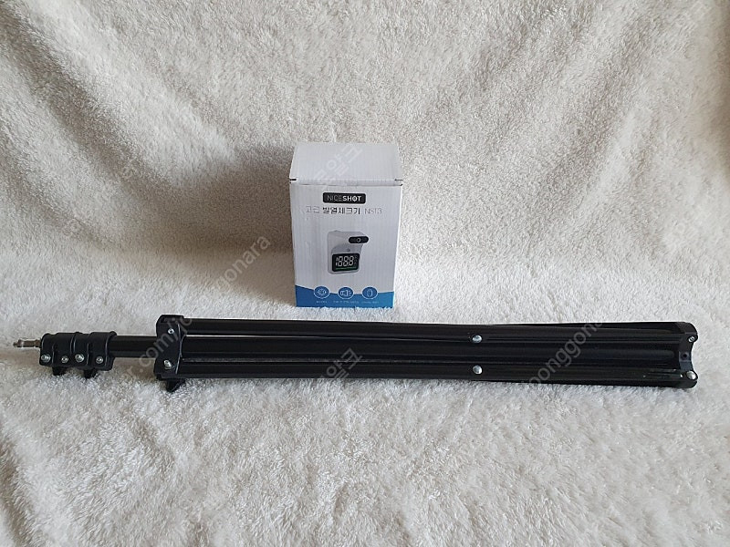 비접촉 발열체크기 온도계 nst3 삼각대포함 이미지