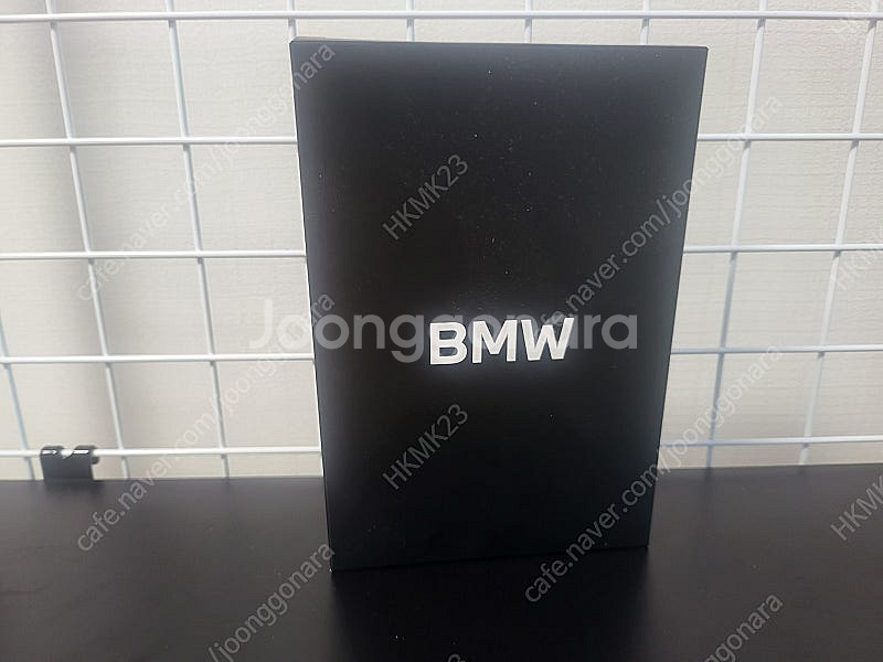 [미개봉 새상품] BMW M50주년 3in1 충전거치대...--2