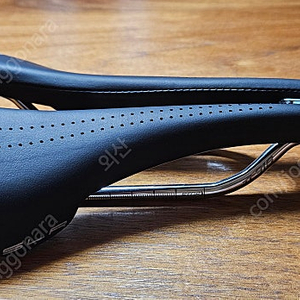 셀레이탈리아 자전거 안장 Selle Italia SLR Boost Endurance TI3169