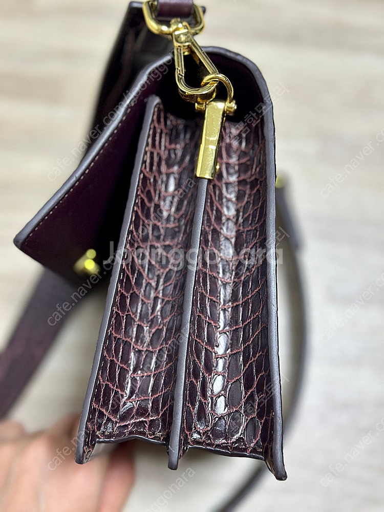 JWPEI 미국브랜드 악어무늬 비건백--4