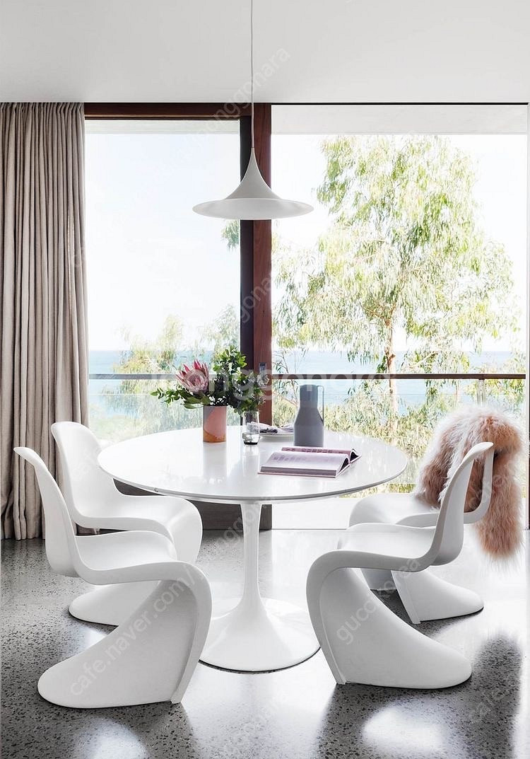 비트라 Vitra 팬톤체어 화이트--6
