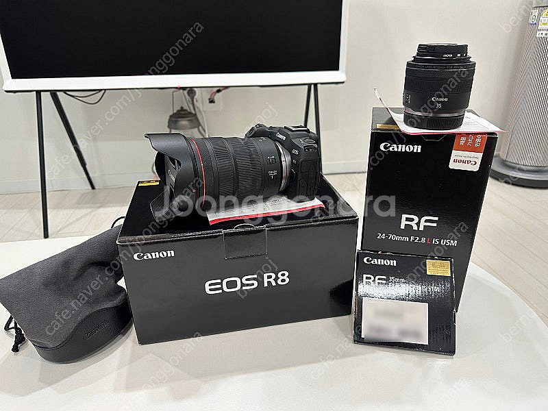 캐논 R8 민트급 // RF 24-70,mm 알계륵--0