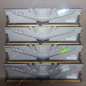 팀그룹 서린정품 ddr4 t-create 3600 cl18 128gb 팝니다