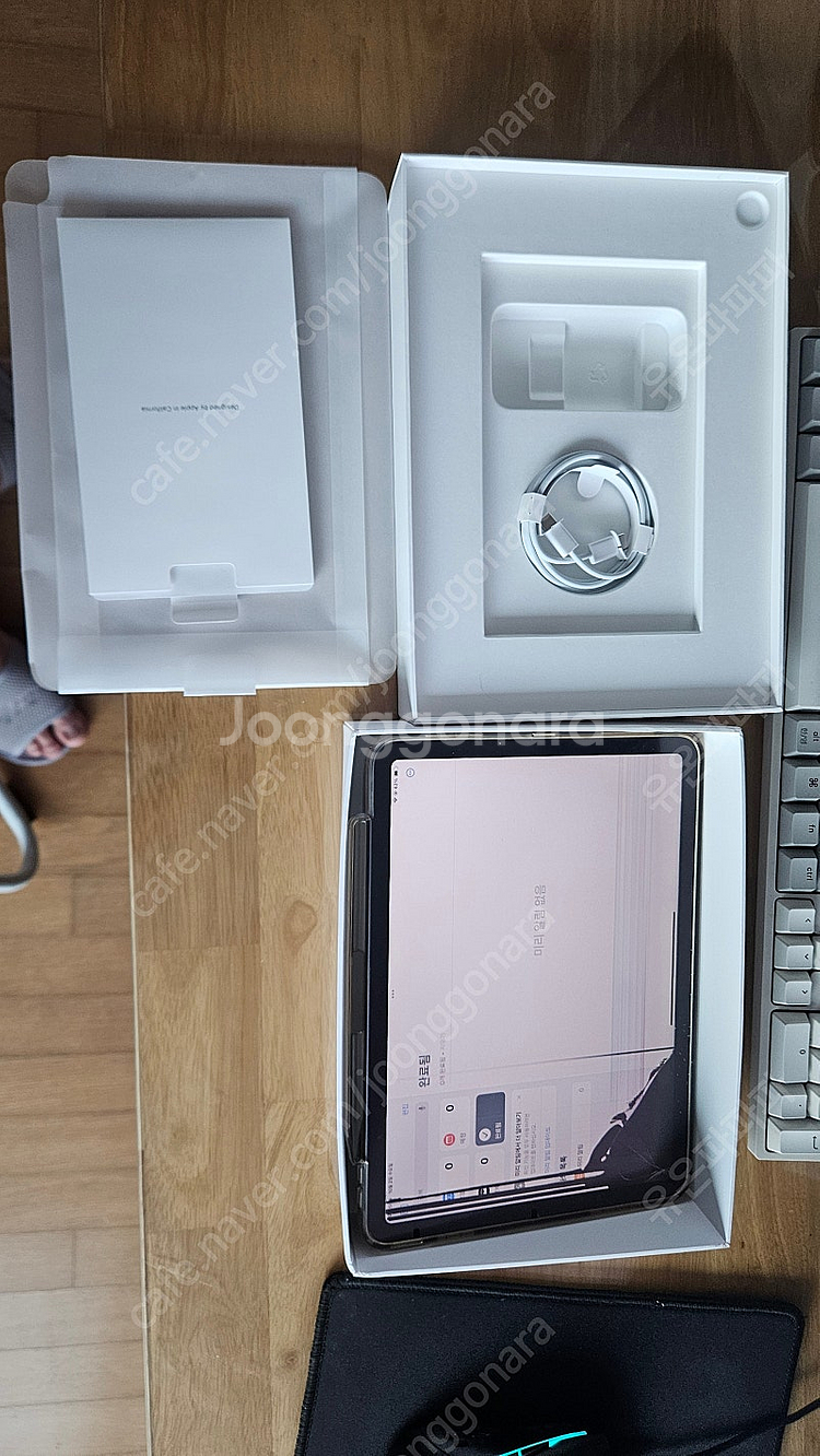 아이패드 에어5 64g wifi 스페이스그레이 판매합니...--0