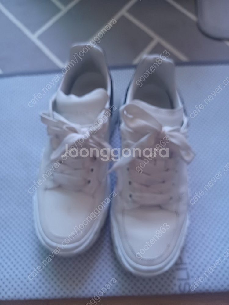 알렉산더맥퀸 코트로우탑11만--1